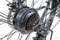 Myatu E-bike 26 Inch City Pedelec Voor Dames En Heren, Elektrische Fiets Met 12,5Ah Accu, 6 Versnellingen Shimano, Derailleur Versnellingen, Achter Motor 250 W-Zwart -Fietsenwinkel 1200x800 1