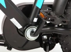 Volare Rocky Kinderfiets - 16 Inch - Zwart Blauw - 95% Afgemonteerd - Prime Collection -Fietsenwinkel 1200x873 2