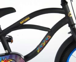 Volare Batman Kinderfiets - Jongens - 16 Inch - Zwart/Blauw - 95% Afgemonteerd -Fietsenwinkel 1200x990 3